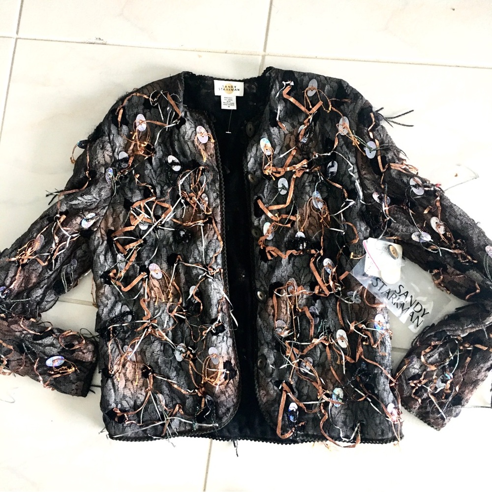 Unique statement piece from Sandy Starkman Very lightweight